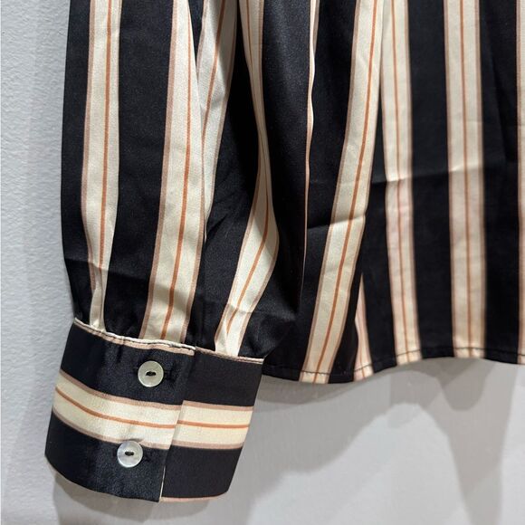 Cream/Black Haver & Blair Striped Blouse Size M EUC - Picture 5 of 6